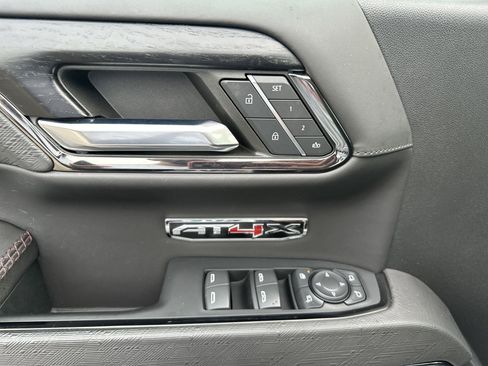 Used 2024 GMC Sierra 1500 AT4X AWD/4WD image 15