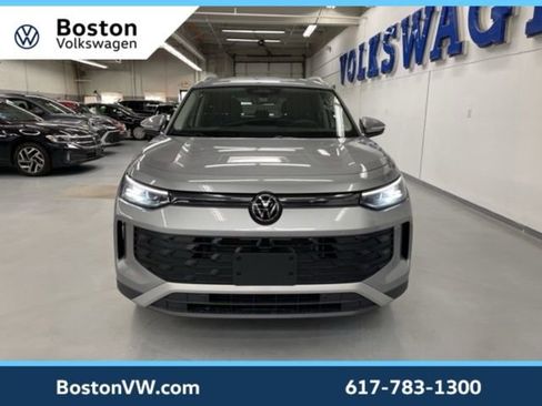 New 2026 Volkswagen Tiguan SE image 6