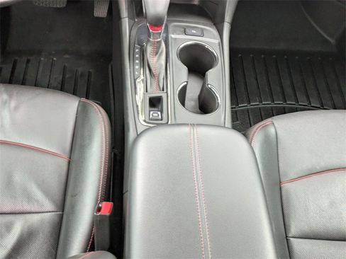 Used 2022 Chevrolet Equinox RS w/ RS Leather Package image 21