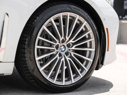 Used 2020 BMW 740i w/ Premium Package RWD image 74