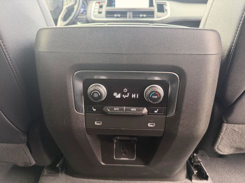 Used 2023 Chevrolet Tahoe RST w/ Luxury Package image 35