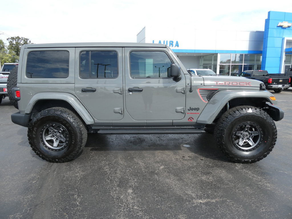 Used 2021 Jeep Wrangler Unlimited Sport AWD/4WD image 4