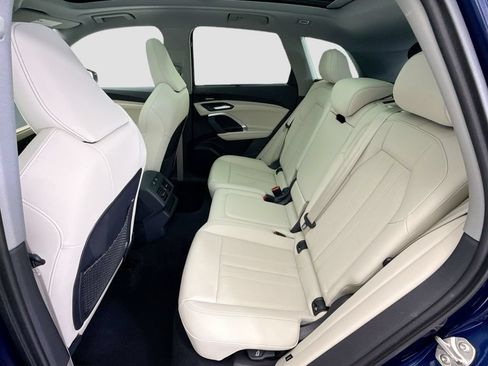 Certified 2025 Audi Q5 Premium Plus w/ Premium Plus AWD/4WD image 20