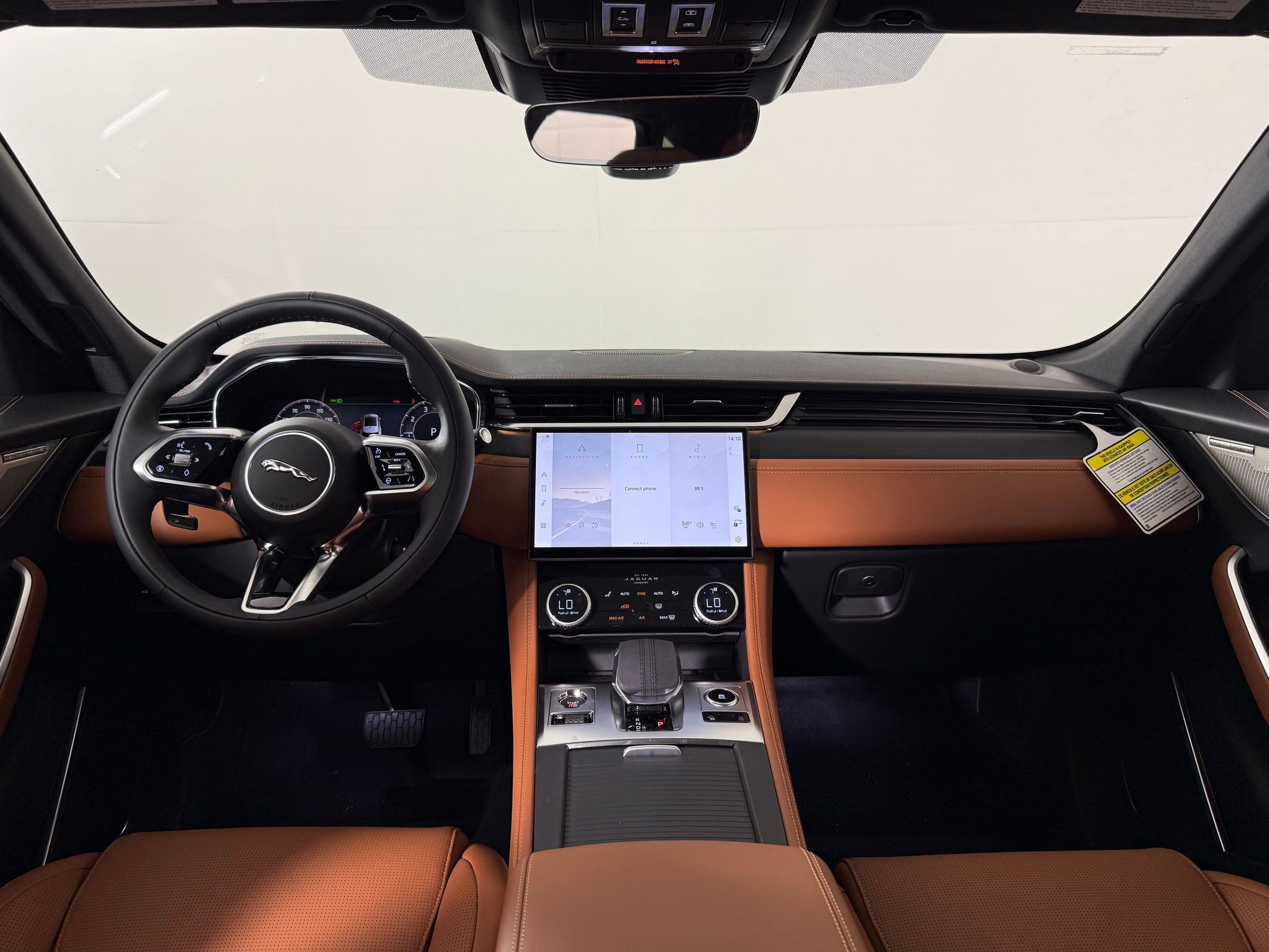 New 2026 Jaguar F-PACE R-Dynamic S AWD/4WD image 16