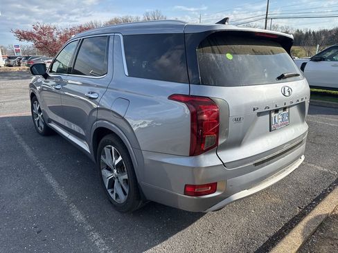 Used 2021 Hyundai Palisade Limited image 3