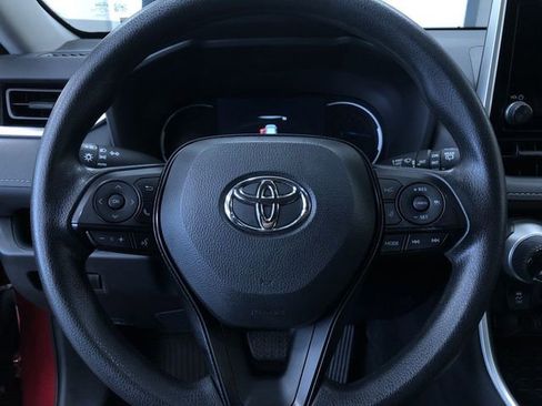 Used 2025 Toyota RAV4 XLE image 25