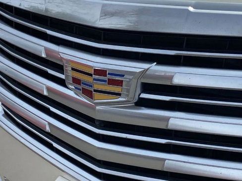 Used 2015 Cadillac Escalade Platinum AWD/4WD image 28