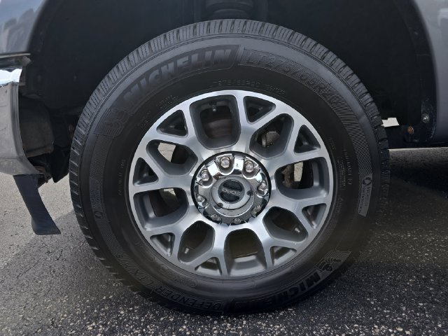 Used 2021 Ford F350 Lariat w/ Lariat Value Package AWD/4WD image 10