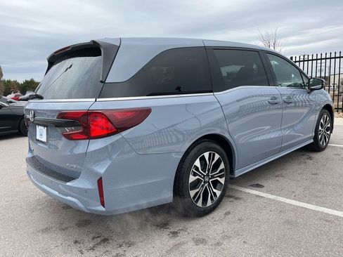 New 2026 Honda Odyssey Elite image 3