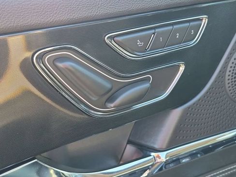 Used 2023 Lincoln Corsair FWD image 13