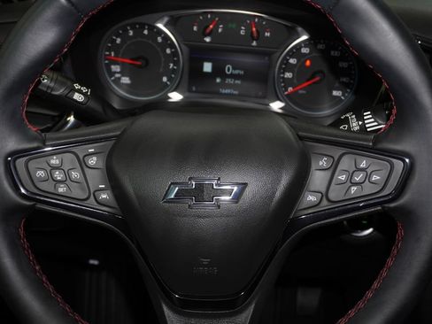 Used 2024 Chevrolet Equinox RS FWD image 17