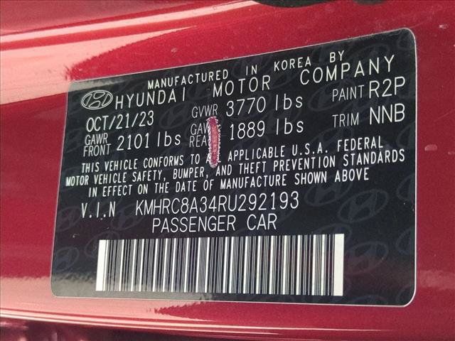 Used 2024 Hyundai Venue SEL FWD image 24