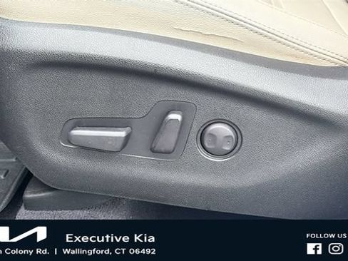 Used 2020 Kia Sorento EX AWD/4WD image 10