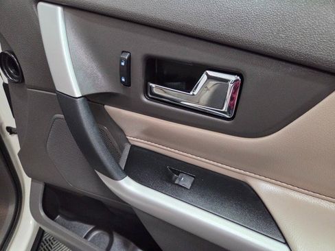 Used 2013 Ford Edge SE FWD image 35