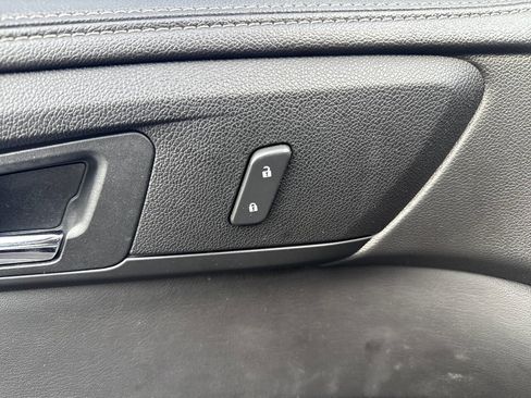 Used 2013 GMC Acadia SLE AWD/4WD image 30