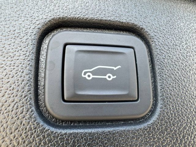 Used 2024 Chevrolet Blazer EV LT AWD/4WD image 14