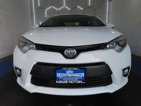 Used 2015 Toyota Corolla LE Premium image 3