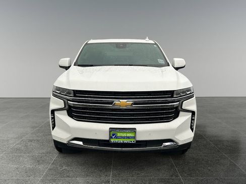 Used 2024 Chevrolet Tahoe LT w/ Luxury Package image 2