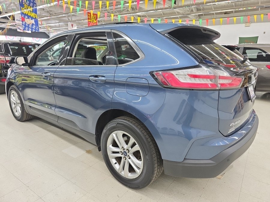 Used 2019 Ford Edge SEL w/ Equipment Group 201A AWD/4WD image 4