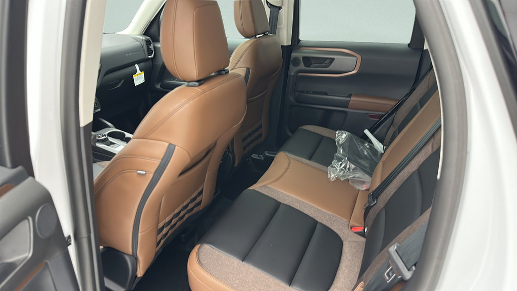New 2026 Ford Bronco Sport Outer Banks w/ Outer Banks Tech Package+ AWD/4WD image 8