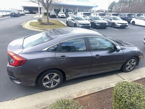 Used 2019 Honda Civic LX image 5