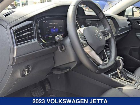 Used 2023 Volkswagen Jetta SE w/ Panoramic Sunroof Package FWD image 12