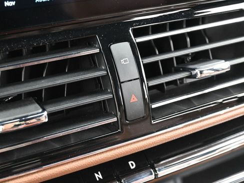 Used 2023 Lincoln Navigator L Reserve w/ Monochromatic Package image 31