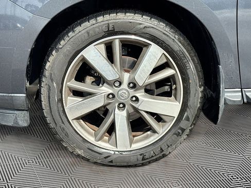 Used 2014 Nissan Pathfinder Platinum w/ Platinum Premium Package image 21