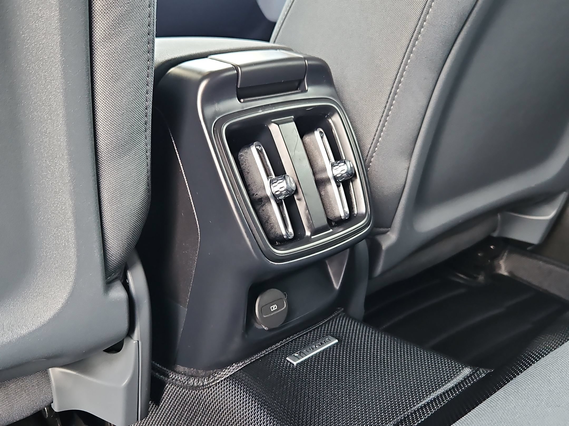 Used 2024 Polestar Polestar 2 AWD/4WD image 22