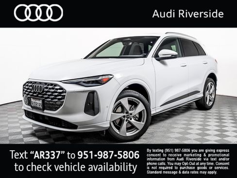 Certified 2025 Audi Q5 Premium w/ Premium Plus AWD/4WD image 1