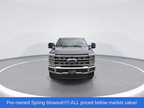 Used 2024 Ford F250 Lariat AWD/4WD image 3