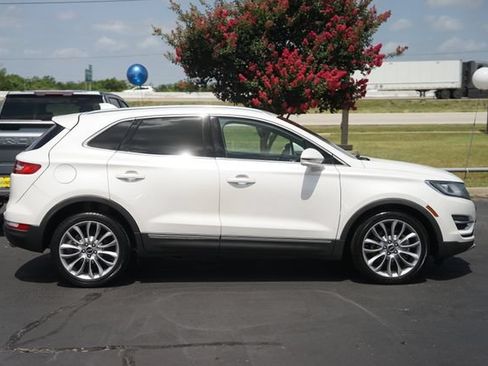 Used 2016 Lincoln MKC Reserve w/ Lincoln MKC Climate Package FWD image 5