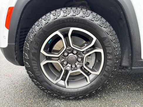 Used 2023 Jeep Grand Cherokee Trailhawk w/ Advanced Protech Group II image 31