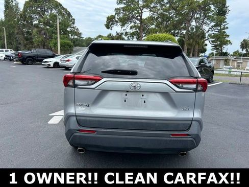 Used 2022 Toyota RAV4 XLE FWD image 4