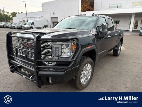 Used 2020 GMC Sierra 3500 Denali w/ Denali Ultimate Package AWD/4WD image 1