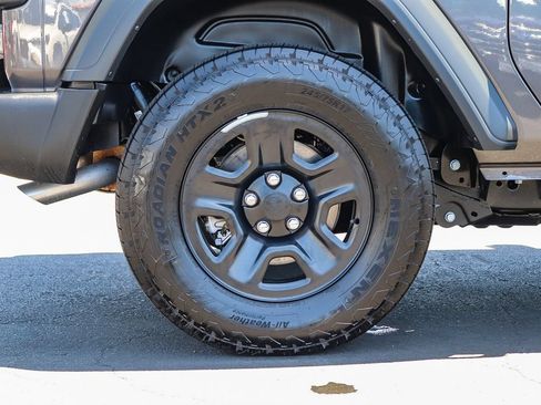 Used 2026 Jeep Wrangler Sport AWD/4WD image 15