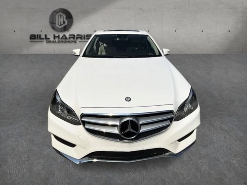 Used 2014 Mercedes-Benz E 350 4MATIC Sedan image 2