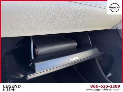 Used 2023 Toyota Corolla Cross L image 30