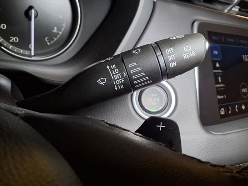 Certified 2023 Cadillac XT4 Luxury w/ Cold Weather Package image 10