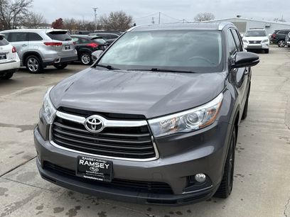Used 2016 Toyota Highlander XLE