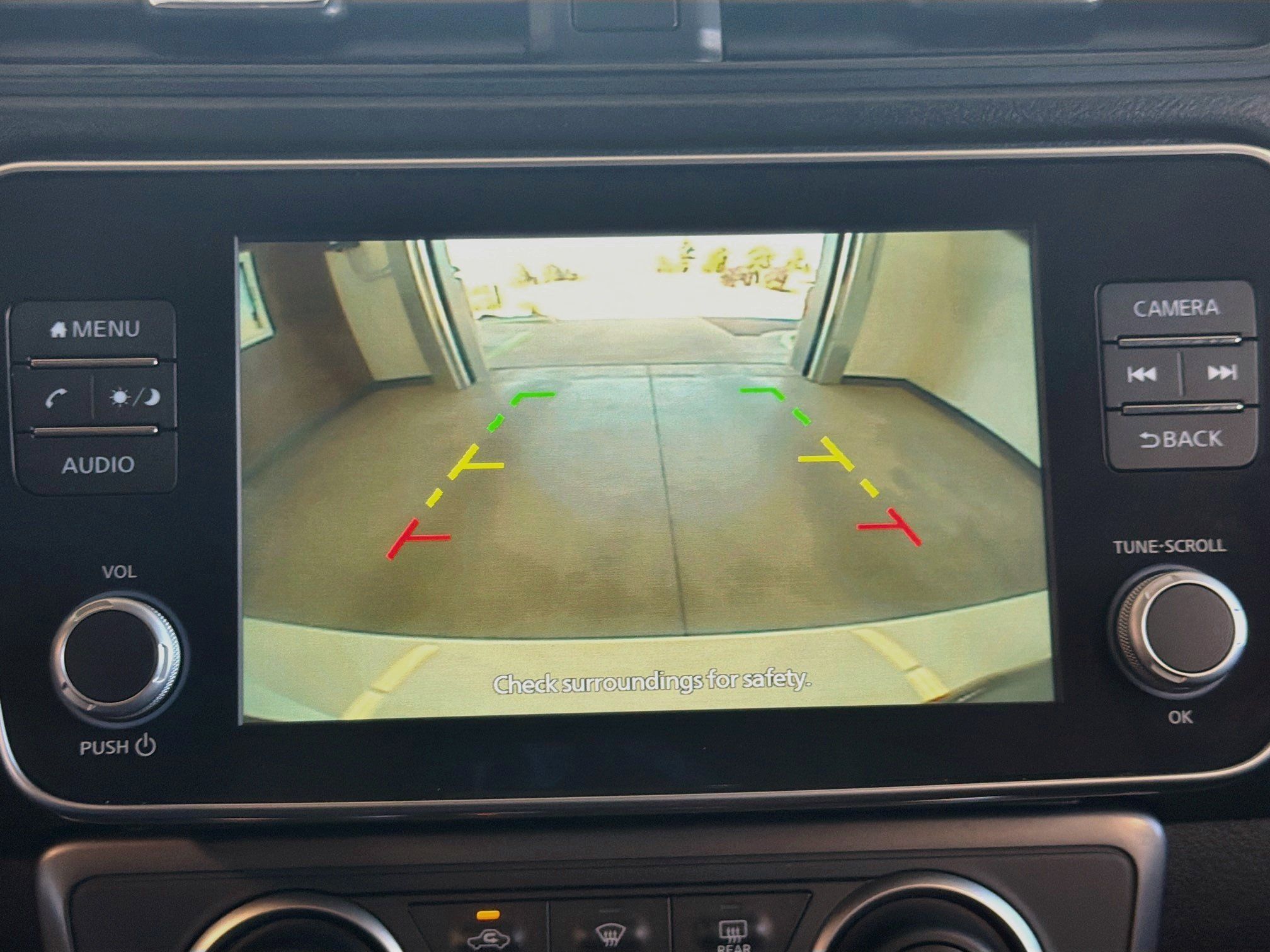 Used 2025 Nissan Leaf S FWD image 22