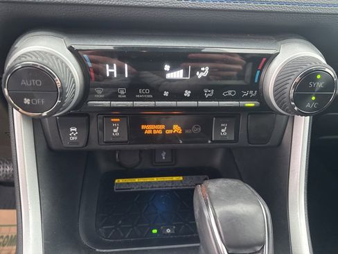 Used 2021 Toyota RAV4 XSE image 28