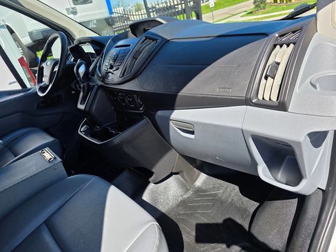 Used 2017 Ford Transit 250 130 Low Roof image 21