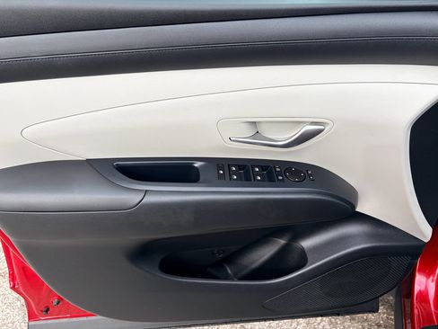 Used 2025 Hyundai Tucson SEL FWD image 10