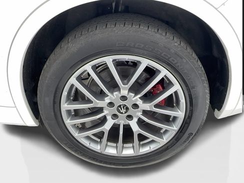 Used 2023 Maserati Grecale GT AWD/4WD image 12