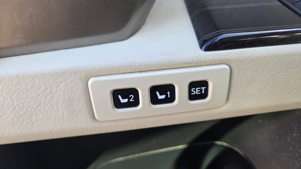 Used 2020 Lexus GX 460 Premium AWD/4WD image 17