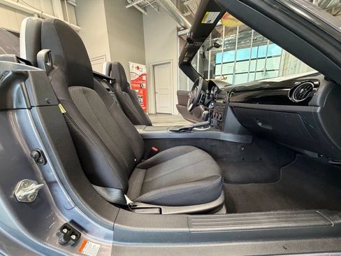 Used 2007 MAZDA MX-5 Miata Touring RWD image 35
