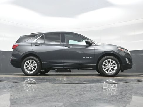 Used 2018 Chevrolet Equinox LT w/ Sun & Infotainment Package image 32