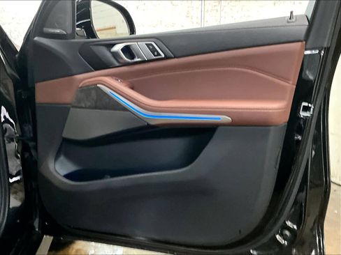 Used 2023 BMW X5 xDrive45e w/ Executive Package image 26