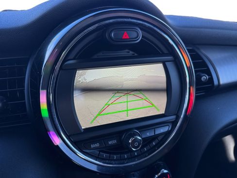 Used 2017 MINI Cooper 2-Door Hardtop image 13